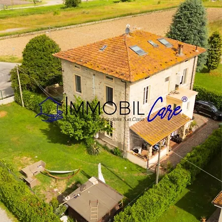 La Toscana Sotto Il Castello Apartman