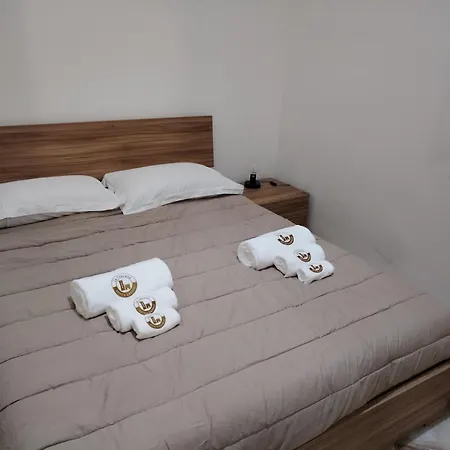 La Toscana Sotto Il Castello Apartman *